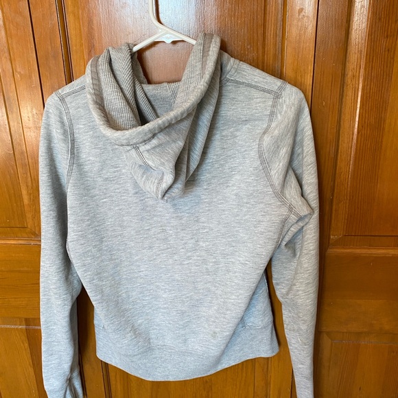 Gilly hicks gray sweatshirt - Picture 2 of 10